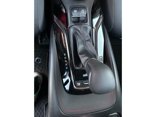 カローラスポーツ ハイブリッドＧ　Ｚ　アップルカープレイ　シートヒーター　クルーズコントロール　ブレーキホールド　ＴＶ　バックカメラ（11枚目）