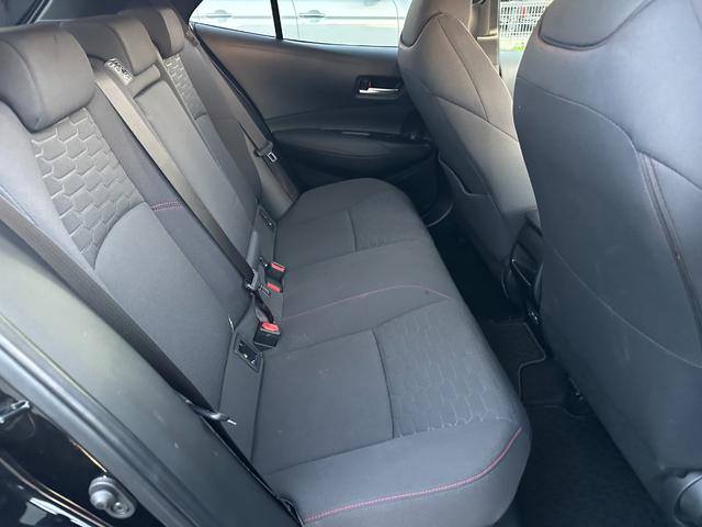 カローラスポーツ ハイブリッドＧ　Ｚ　アップルカープレイ　シートヒーター　クルーズコントロール　ブレーキホールド　ＴＶ　バックカメラ（14枚目）