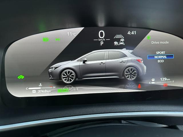 カローラスポーツ ハイブリッドＧ　Ｚ　アップルカープレイ　シートヒーター　クルーズコントロール　ブレーキホールド　ＴＶ　バックカメラ（28枚目）