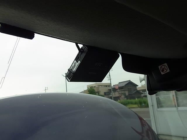 デリカＤ：２ カスタムハイブリッドＭＶ　両側電動スライド／ナビＴＶ／Ｂｌｕｅｔｏｏｔｈ／ＬＥＤ／バックカメラ／ＥＴＣ／衝突軽減ブレーキ／シートヒーター／レーダークルーズ（19枚目）
