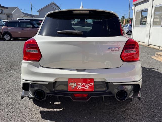 スイフトスポーツ ベースグレード　セーフティパッケージ装着車／禁煙／８型ナビＴＶ／Ｂｌｕｅｔｏｏｔｈ／ＬＥＤ／バックカメラ／ドライブレコーダー／ＥＴＣ／衝突軽減ブレーキ／スマートキー／プッシュスタート／レーダークルーズコントロール／（13枚目）