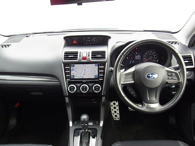 フォレスター S-リミテッド 4WD/黒半革/禁煙/ナビTV/Bluetooth/バックカメラ/HID/ドライブレコーダー/ETC/衝突軽減ブレーキ/前席シートヒーター(8枚目)