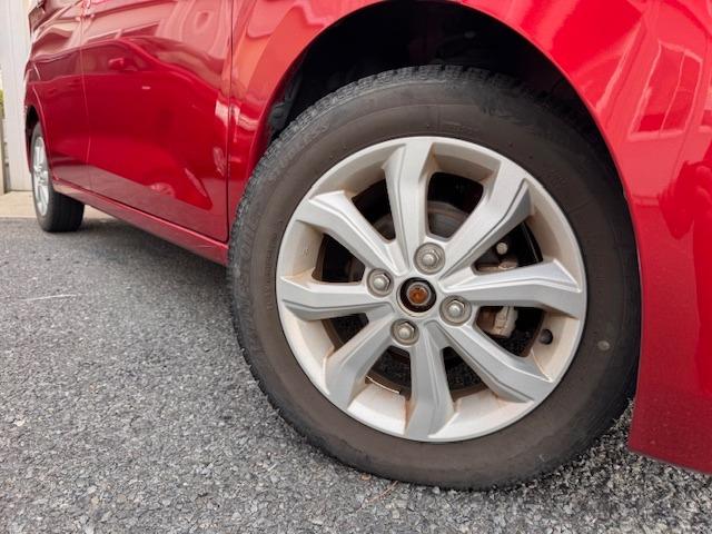 デイズ Ｘ　／禁煙／９型ナビＴＶ／Ｂｌｕｅｔｏｏｔｈ／バックカメラ／衝突軽減ブレーキ／スマートキー／ＤＶＤ再生／イモビライザー／オートライト／オートエアコン（16枚目）