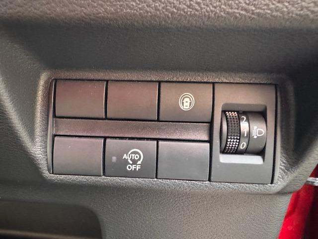 デイズ Ｘ　／禁煙／９型ナビＴＶ／Ｂｌｕｅｔｏｏｔｈ／バックカメラ／衝突軽減ブレーキ／スマートキー／ＤＶＤ再生／イモビライザー／オートライト／オートエアコン（19枚目）