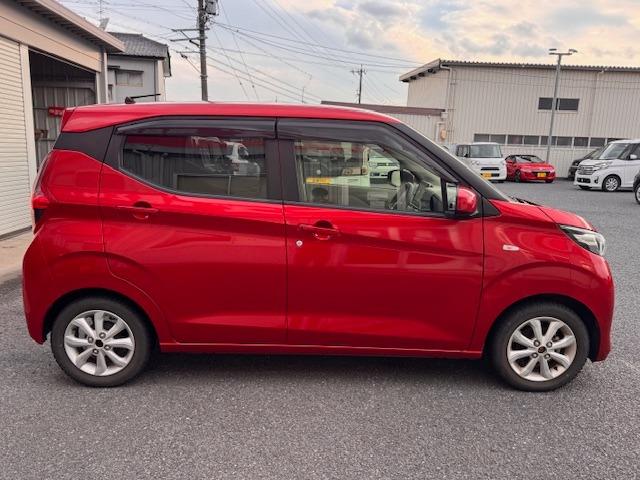 デイズ Ｘ　／禁煙／９型ナビＴＶ／Ｂｌｕｅｔｏｏｔｈ／バックカメラ／衝突軽減ブレーキ／スマートキー／ＤＶＤ再生／イモビライザー／オートライト／オートエアコン（24枚目）