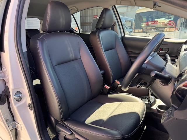 アクア Gブラックソフトレザーセレクション 専用シート/スマートキー/禁煙/ナビTV/Bluetooth/バックカメラ/ETC/衝突軽減ブレーキ/前席シートヒーター/クルーズコントロール(9枚目)