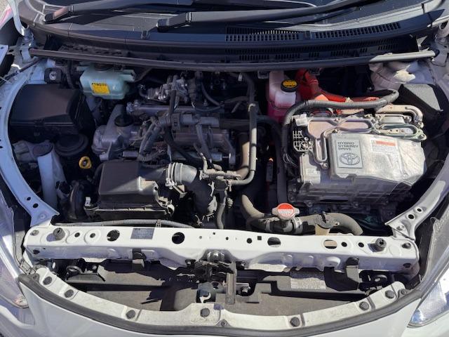 アクア Gブラックソフトレザーセレクション 専用シート/スマートキー/禁煙/ナビTV/Bluetooth/バックカメラ/ETC/衝突軽減ブレーキ/前席シートヒーター/クルーズコントロール(17枚目)