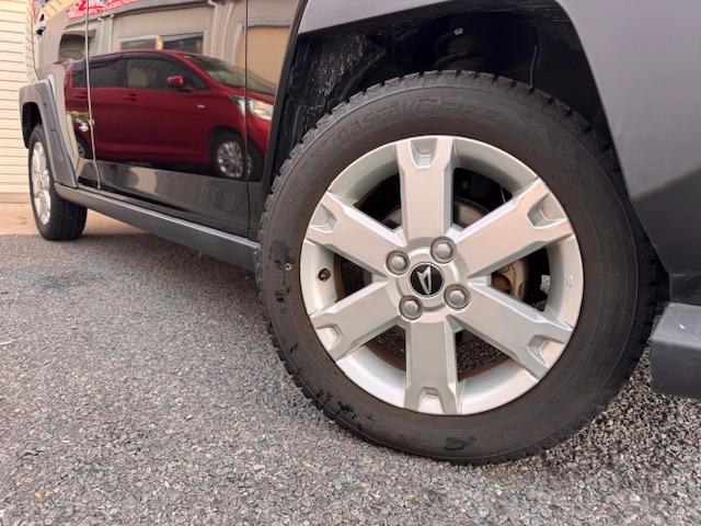 【タイヤについて】アルミホイールや、新品タイヤ、スタッドレスタイヤご相談承ります。