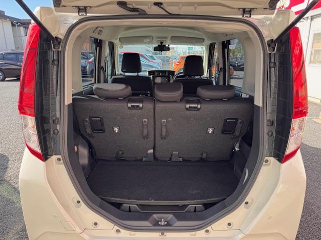 ルーミー カスタムＧ－Ｔ　両側電動スライド／禁煙／ナビＴＶ／Ｂｌｕｅｔｏｏｔｈ／ＬＥＤ／バックカメラ／ＥＴＣ／衝突軽減ブレーキ／前席シートヒータ／スマートキー／プッシュＳＴ／クルーズコントロール（14枚目）