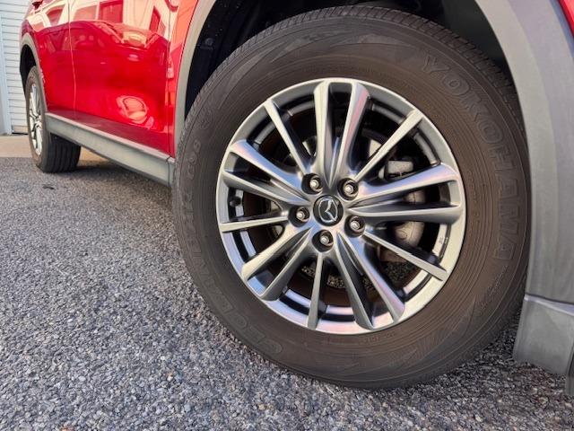 【タイヤについて】アルミホイールや、新品タイヤ、スタッドレスタイヤご相談承ります。