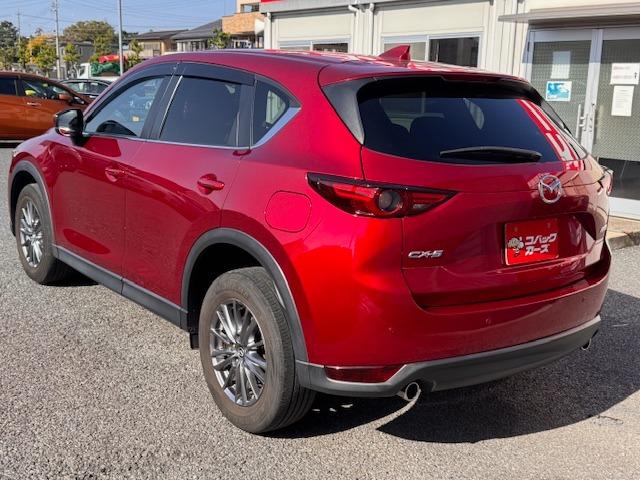 【初めてお車をご購入される方】知識や経験豊富なスタッフが丁寧にご案内させて頂きます