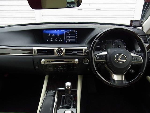 ＧＳ ＧＳ２００ｔ　バージョンＬ　／本革エアシート／禁煙／ナビＴＶ／Ｂｌｕｅｔｏｏｔｈ／後期／ＬＥＤ／バックカメラ／ドライブレコーダー／ＥＴＣ／衝突軽減ブレーキ（8枚目）