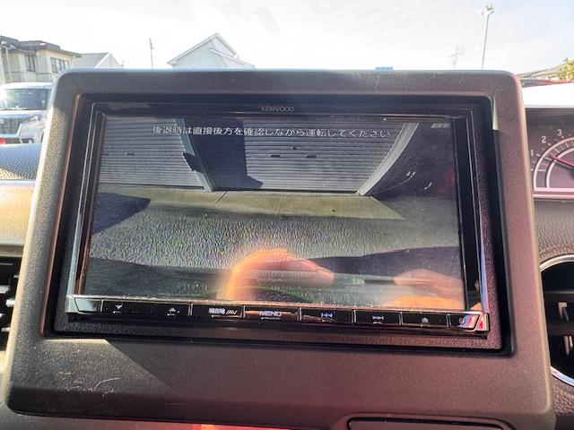 N-BOXカスタム Lターボ スタイル+ブラック /両側電動スライド/黒半革/禁煙/ナビTV/Bluetooth/後期/LED/バックカメラ/ETC/衝突軽減ブレーキ/前席シートヒーター(11枚目)