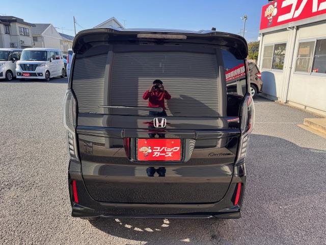 N-BOXカスタム Lターボ スタイル+ブラック /両側電動スライド/黒半革/禁煙/ナビTV/Bluetooth/後期/LED/バックカメラ/ETC/衝突軽減ブレーキ/前席シートヒーター(13枚目)