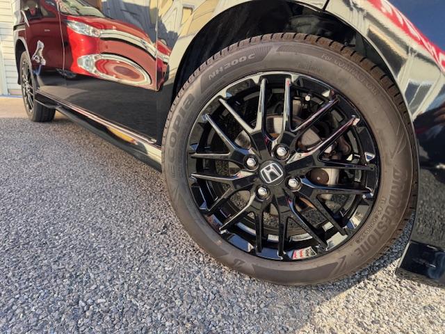 N-BOXカスタム Lターボ スタイル+ブラック /両側電動スライド/黒半革/禁煙/ナビTV/Bluetooth/後期/LED/バックカメラ/ETC/衝突軽減ブレーキ/前席シートヒーター(16枚目)