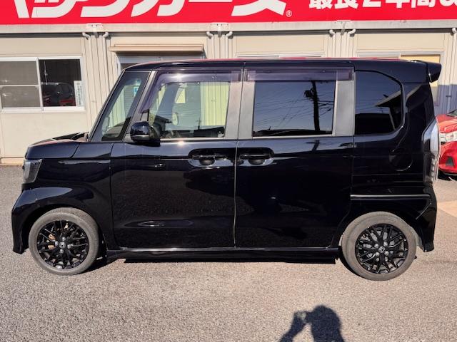 N-BOXカスタム Lターボ スタイル+ブラック /両側電動スライド/黒半革/禁煙/ナビTV/Bluetooth/後期/LED/バックカメラ/ETC/衝突軽減ブレーキ/前席シートヒーター(22枚目)