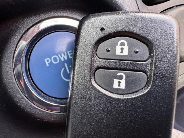 アクア Ｇ　／スマートキー／禁煙／ナビＴＶ／Ｂｌｕｅｔｏｏｔｈ／バックカメラ／ＥＴＣ／衝突軽減ブレーキ／クルーズコントロール／イモビライザー（12枚目）