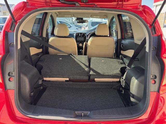 ノート Ｘ　ブランナチュール　インテリア　半革シート／禁煙／ディスプレイオーディオ／バックカメラ／ＥＴＣ／衝突軽減ブレーキ／レーンキープアシスト／オートライト／スマートキー／プッシュスタート／（14枚目）