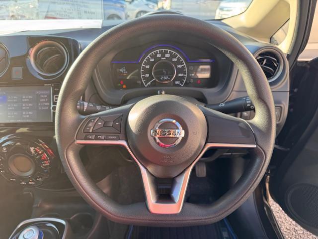 ノート ｅ－パワー　Ｘ　禁煙／ナビＴＶ／後期／ＬＥＤ／全周囲カメラ／障害物センサ／衝突軽減ブレーキ／オートライト／スマートキー／プッシュスタート／（18枚目）