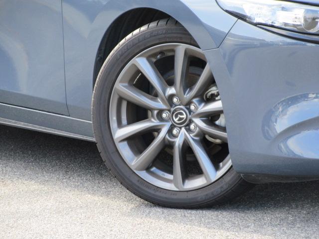 ＭＡＺＤＡ３ファストバック １５Ｓツーリング　／禁煙／ディスプレイオーディオ／ＴＶ／Ｂｌｕｅｔｏｏｔｈ／ＬＥＤ／全周囲カメラ／衝突軽減ブレーキ／レーダークルーズ／スマートキー（16枚目）