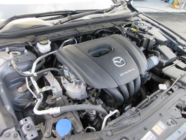 ＭＡＺＤＡ３ファストバック １５Ｓツーリング　／禁煙／ディスプレイオーディオ／ＴＶ／Ｂｌｕｅｔｏｏｔｈ／ＬＥＤ／全周囲カメラ／衝突軽減ブレーキ／レーダークルーズ／スマートキー（17枚目）