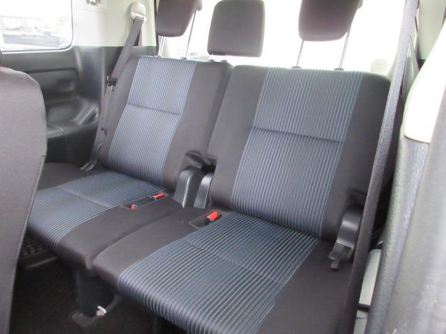 ヴォクシー ZS /ナビTV/両側電動スライド/禁煙/バックカメラ/HID/ETC/衝突軽減ブレーキ/スマートキー/DVD再/3列8人乗/イモビライザー(15枚目)