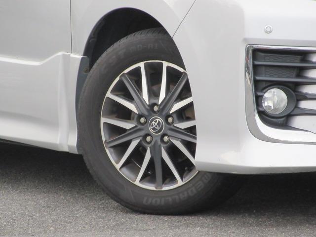 ヴォクシー ZS /ナビTV/両側電動スライド/禁煙/バックカメラ/HID/ETC/衝突軽減ブレーキ/スマートキー/DVD再/3列8人乗/イモビライザー(16枚目)