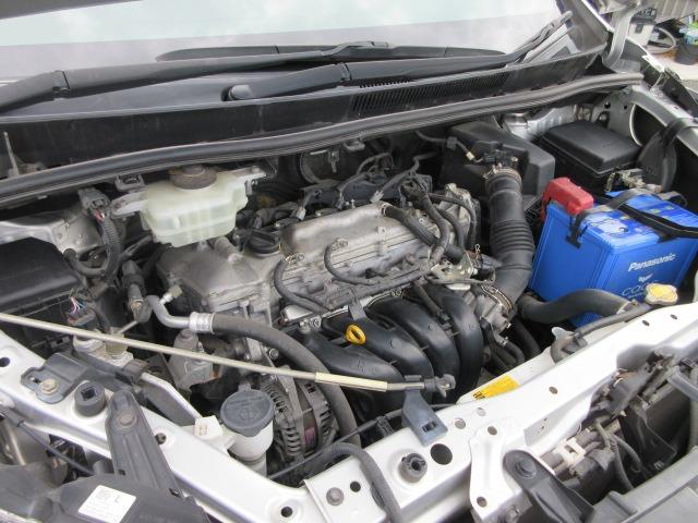 ヴォクシー ZS /ナビTV/両側電動スライド/禁煙/バックカメラ/HID/ETC/衝突軽減ブレーキ/スマートキー/DVD再/3列8人乗/イモビライザー(17枚目)