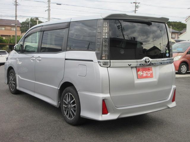 ヴォクシー ZS /ナビTV/両側電動スライド/禁煙/バックカメラ/HID/ETC/衝突軽減ブレーキ/スマートキー/DVD再/3列8人乗/イモビライザー(21枚目)