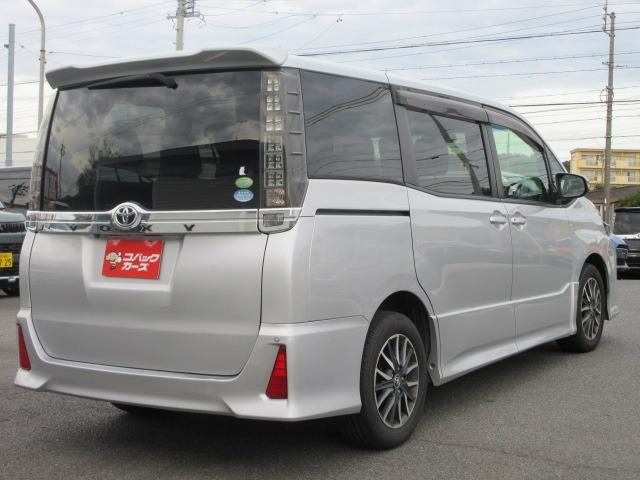 ヴォクシー ZS /ナビTV/両側電動スライド/禁煙/バックカメラ/HID/ETC/衝突軽減ブレーキ/スマートキー/DVD再/3列8人乗/イモビライザー(27枚目)