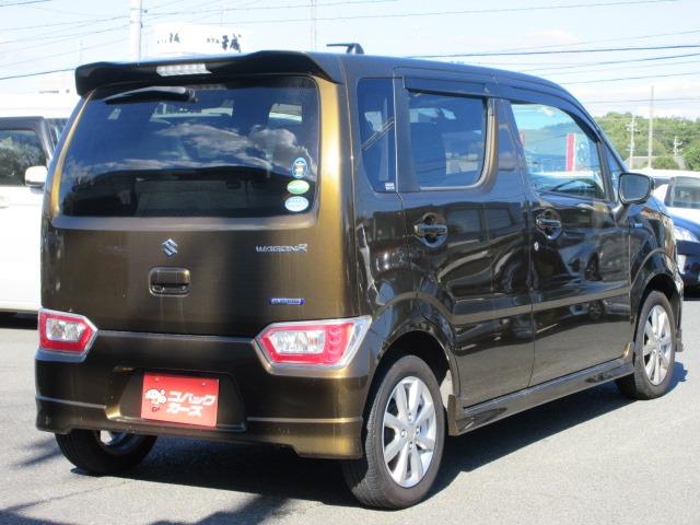 営業時間は１０時〜１９時まで営業！水曜定休（祝日の場合は翌日振替定休）になります。