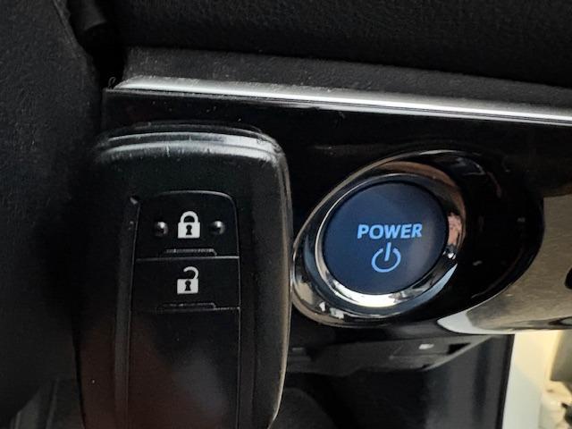 プリウス Sツーリングセレクション /黒革/禁煙/ナビTV/Bluetooth/LED/バックカメラ/ドライブレコーダー/ETC/前席シートヒーター/スマートキー/DVD再生(12枚目)