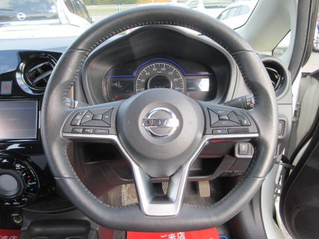 ノート ｅ－パワー　メダリスト　／半革／禁煙／ナビＴＶ／Ｂｌｕｅｔｏｏｔｈ／ＬＥＤ／バックカメラ／ドライブレコーダー／ＥＴＣ／衝突軽減ブレーキ／レーダークルーズ（18枚目）