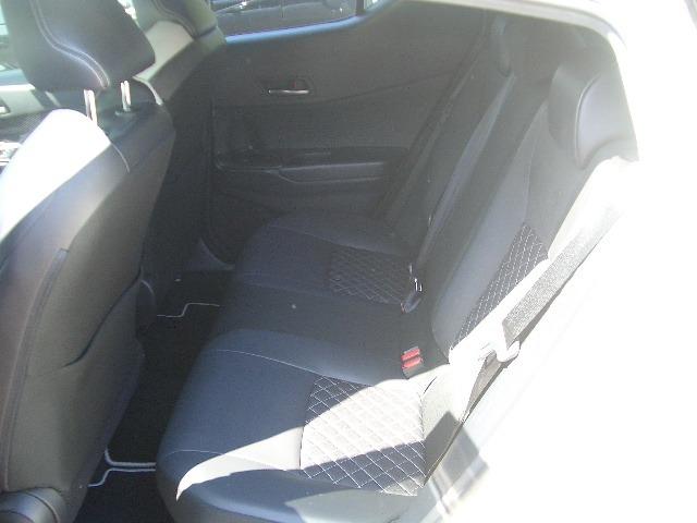 Ｃ－ＨＲ Ｇ　モード　ネロ　禁煙／９型ナビＴＶ／Ｂｌｕｅｔｏｏｔｈ／ＬＥＤ／バックカメラ／ＥＴＣ／衝突軽減ブレーキ／前席シートヒーター／レーダークルーズ／スマートキー（10枚目）