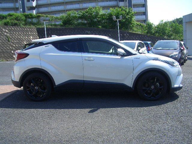 Ｃ－ＨＲ Ｇ　モード　ネロ　禁煙／９型ナビＴＶ／Ｂｌｕｅｔｏｏｔｈ／ＬＥＤ／バックカメラ／ＥＴＣ／衝突軽減ブレーキ／前席シートヒーター／レーダークルーズ／スマートキー（26枚目）
