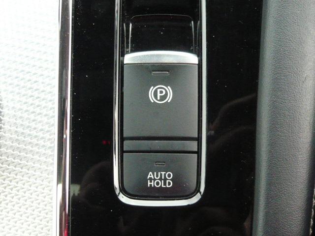 アウトランダーPHEV P ツートン4WD/本革/ナビTV/サンルーフ/Bluetooth/LED/全周囲カメラ/ドライブレコーダー/ETC/衝突軽減ブレーキ(15枚目)