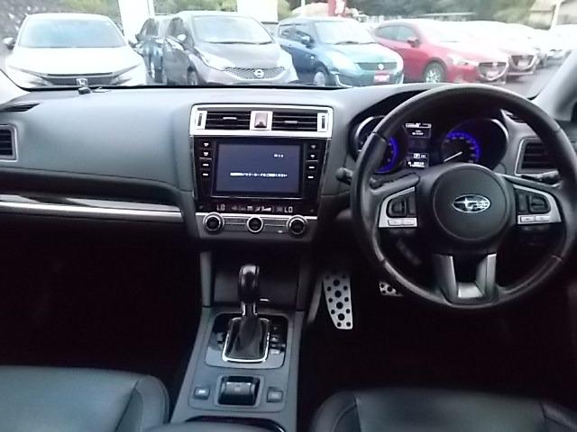 レガシィアウトバック リミテッド 4WD/黒革/禁煙/8型ナビTV/Bluetooth/バックカメラ/ドライブレコーダー/ETC/衝突軽減ブレーキ/前席シートヒーター(8枚目)
