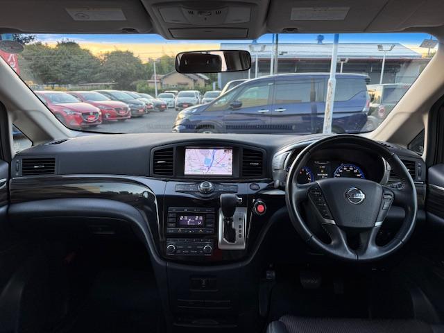 エルグランド 250ハイウェイスターS 両側電動スライド/黒半革シート/禁煙/ナビTV/Bluetooth/LED/全周囲カメラ/ETC/3列7人乗/スマートキー/プッシュスタート/オートライト/(8枚目)