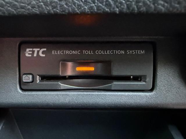 エルグランド 250ハイウェイスターS 両側電動スライド/黒半革シート/禁煙/ナビTV/Bluetooth/LED/全周囲カメラ/ETC/3列7人乗/スマートキー/プッシュスタート/オートライト/(19枚目)