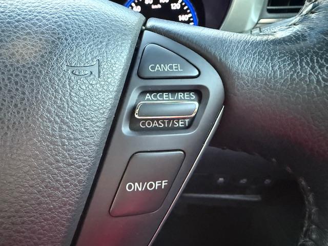 エルグランド 250ハイウェイスターS 両側電動スライド/黒半革シート/禁煙/ナビTV/Bluetooth/LED/全周囲カメラ/ETC/3列7人乗/スマートキー/プッシュスタート/オートライト/(20枚目)