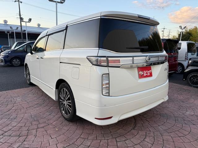 エルグランド 250ハイウェイスターS 両側電動スライド/黒半革シート/禁煙/ナビTV/Bluetooth/LED/全周囲カメラ/ETC/3列7人乗/スマートキー/プッシュスタート/オートライト/(21枚目)