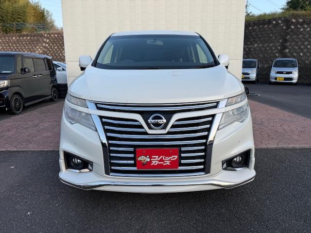 エルグランド 250ハイウェイスターS 両側電動スライド/黒半革シート/禁煙/ナビTV/Bluetooth/LED/全周囲カメラ/ETC/3列7人乗/スマートキー/プッシュスタート/オートライト/(24枚目)