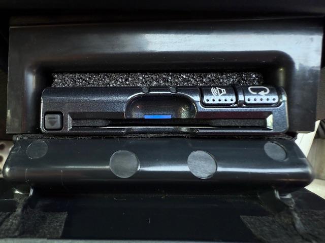 レガシィアウトバック リミテッド 4WD/黒本革シート/禁煙/8型ナビ/Bluetooth/バックカメラ/HID/ETC/電動リアゲート/全席シートヒータ/衝突軽減ブレーキ/障害物センサ/オートハイビーム/前席電動シート(19枚目)