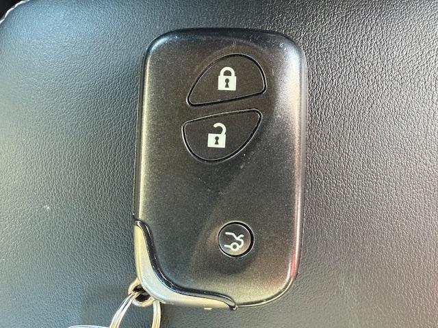 ＩＳ ＩＳ２５０　／ナビＴＶ／バックカメラ／ＨＩＤ／ドライブレコーダー／ＥＴＣ／スマートキー／ＤＶＤ再生／イモビライザー／オートライト／オートエアコン（12枚目）