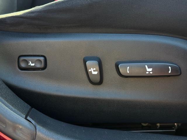 ＩＳ ＩＳ２５０　／ナビＴＶ／バックカメラ／ＨＩＤ／ドライブレコーダー／ＥＴＣ／スマートキー／ＤＶＤ再生／イモビライザー／オートライト／オートエアコン（15枚目）