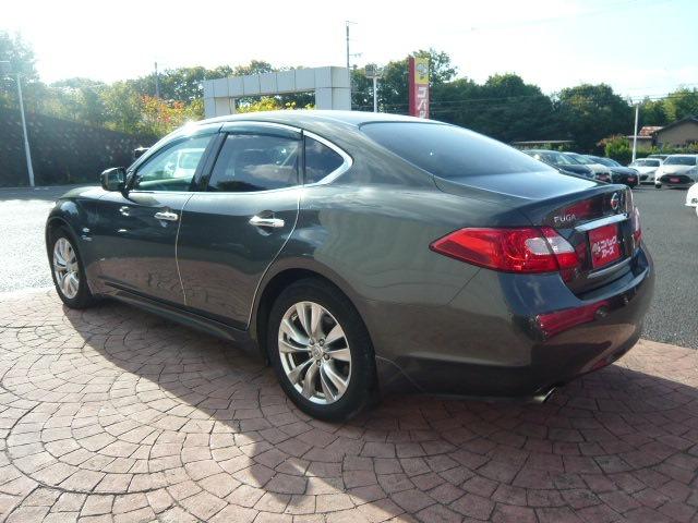 【初めてお車をご購入される方】知識や経験豊富なスタッフが丁寧にご案内させて頂きます