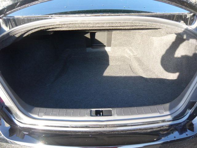 フーガ ２５０ＧＴ　黒革エアシート／禁煙／ナビＴＶ／Ｂｌｕｅｔｏｏｔｈ／サイド＆バックカメラ／ＨＩＤ／ＥＴＣ／障害物センサ／前席電動シート／クルーズコントロール／（14枚目）