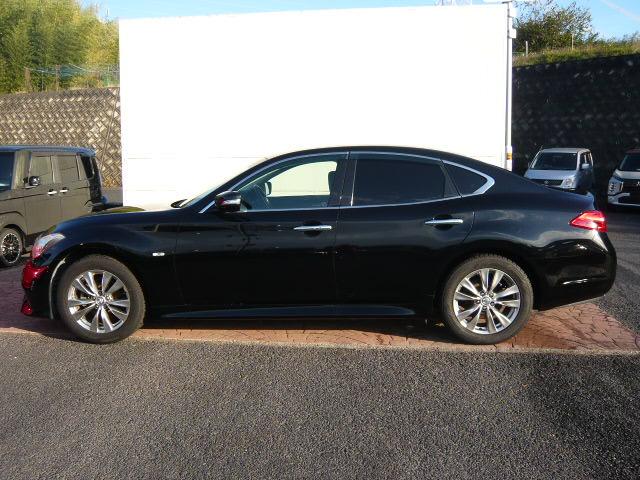 フーガ ２５０ＧＴ　黒革エアシート／禁煙／ナビＴＶ／Ｂｌｕｅｔｏｏｔｈ／サイド＆バックカメラ／ＨＩＤ／ＥＴＣ／障害物センサ／前席電動シート／クルーズコントロール／（22枚目）