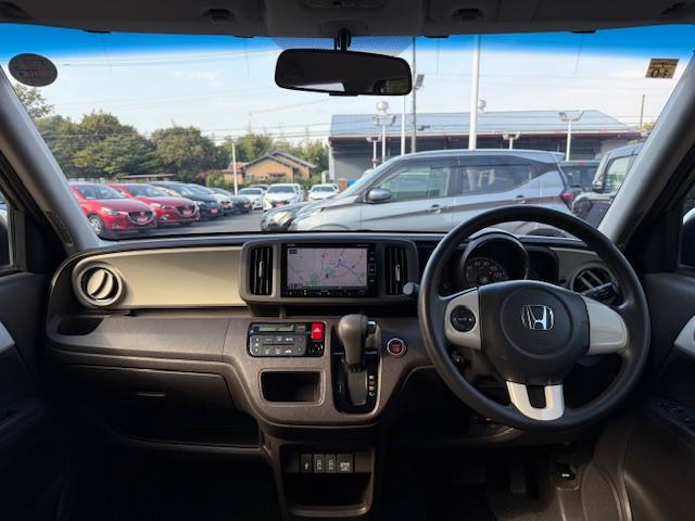 N-ONE スタンダード・L ツートン/ナビTV/Bluetooth/バックカメラ/HID/ドライブレコーダー/ETC/スマートキー/DVD再生/イモビライザー(8枚目)