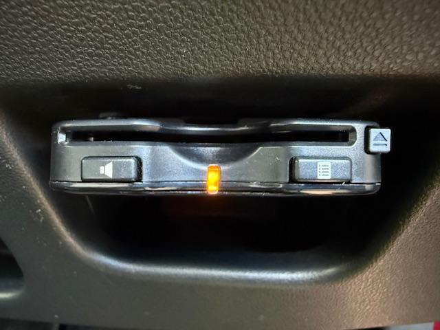 車検はもちろん、自動車保険、板金塗装、お車に関する事なら何でもご相談ください。